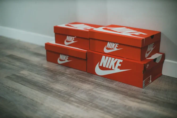How to choose a brand name — strategic naming process for founders